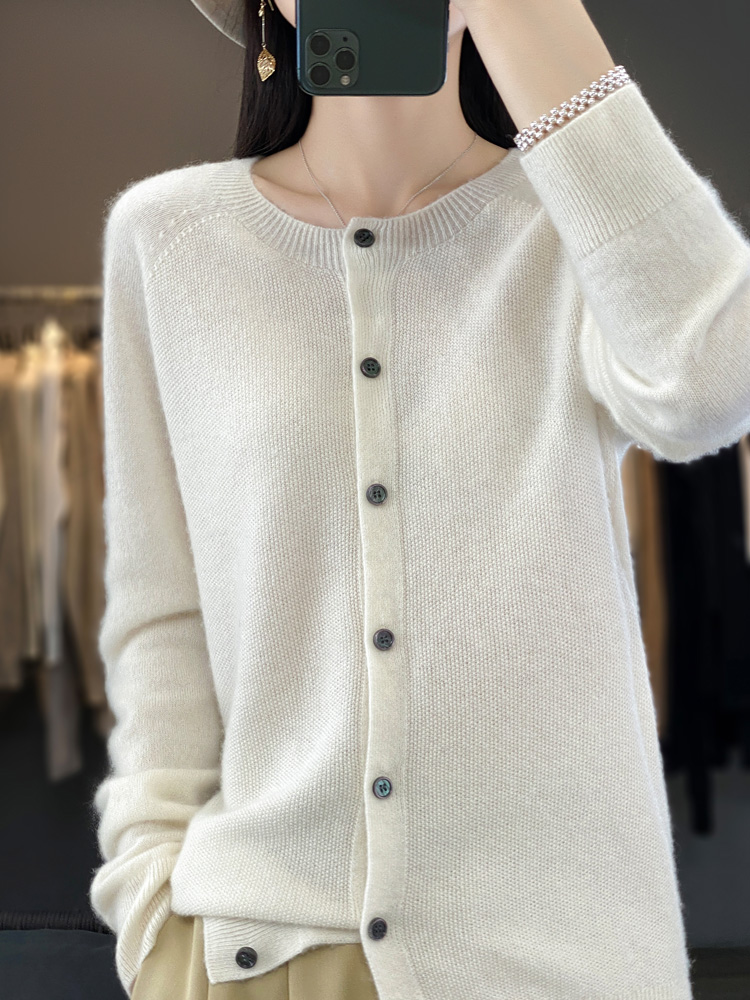 Mode Frauen 100% Merino Wolle  – Summer Clothing Yarn Bewertung und Preis